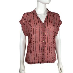A.N.A Cap Sleeve Sheer Triangle Print Button Up Sheer Blouse In A Size XL